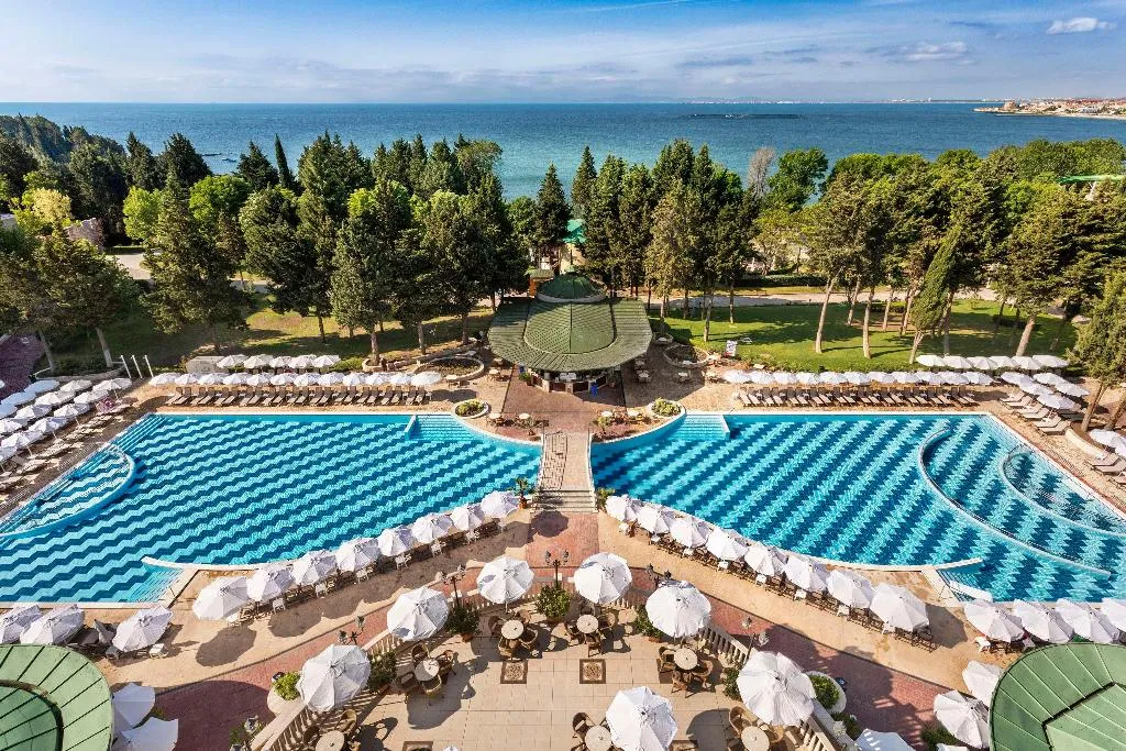 Pool, Sol Nessebar Palace All Inclusive, Bourgas