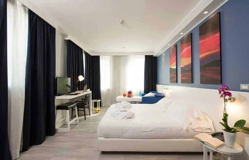 Room, Neo Hotel, Milan