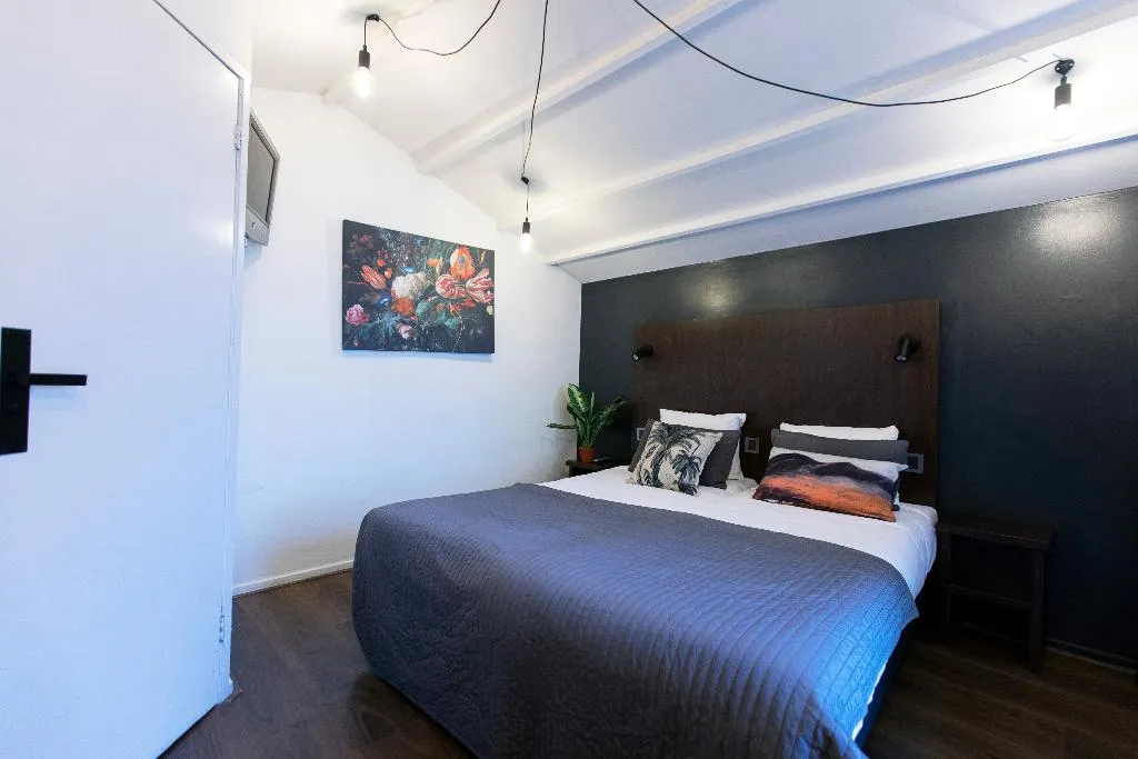 TWIN GARDEN VIEW Room, Quentin England Hotel, Amsterdam