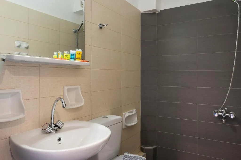 APARTMENT SEA VIEW THREE BEDROOMS Room, Esplanade Apartments, Crete