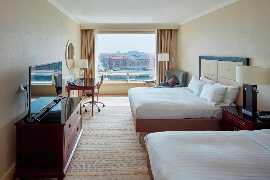 QUADRUPLE DELUXE WITH VIEWS Room, Marriott Hotel Copenhagen, Copenhagen