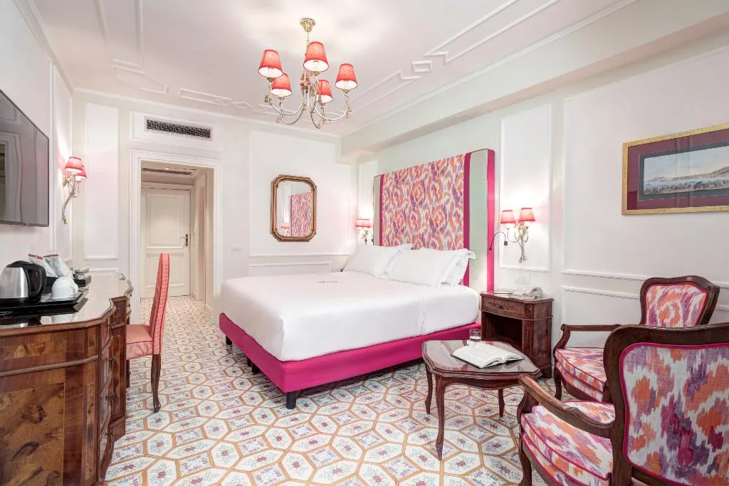 Double or Twin STANDARD Room, Grand Hotel Royal, Naples