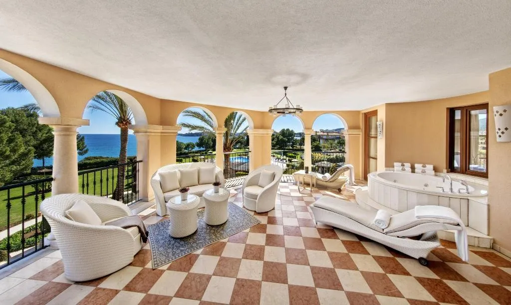 Room, The St. Regis Mardavall Resort, Majorca