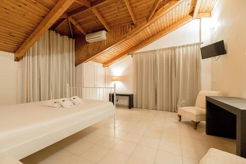 Room, Denise Studios & Apartments, Zante