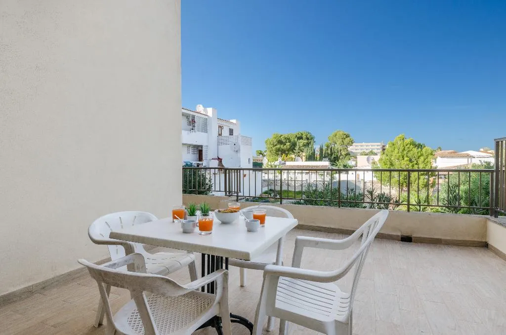 APARTMENT GARDEN VIEW Room, Alcudia Apartments, Majorca