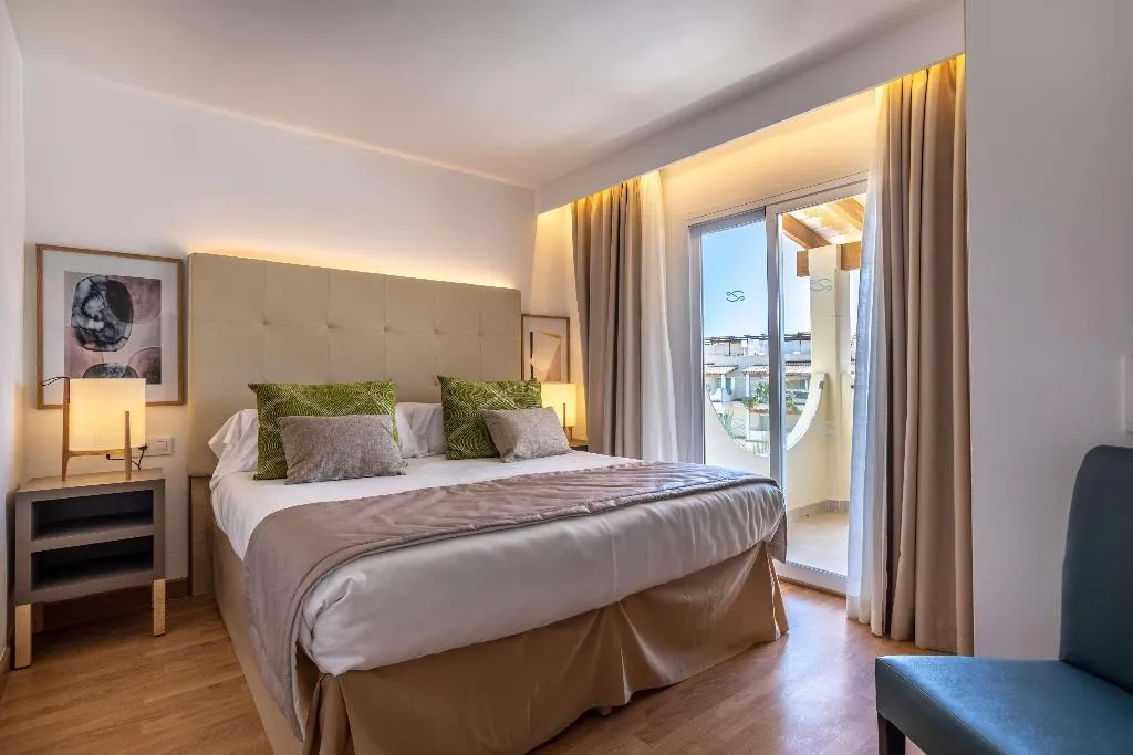 Room, Zafiro Bahia, Majorca