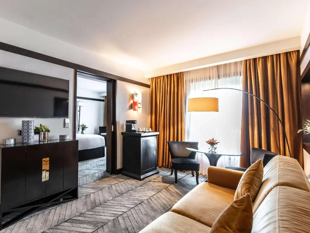 JUNIOR SUITE KING SIZE BED Room, Sofitel Lisbon Liberdade, Lisbon