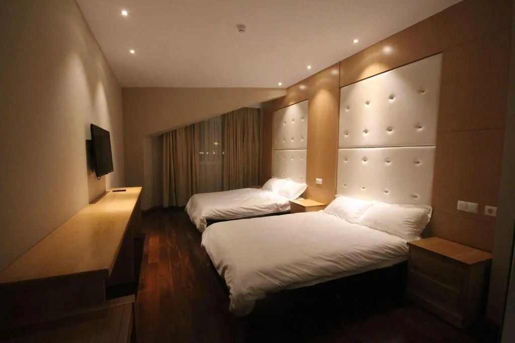 Room, Hotel Menoir Dorsett, Madrid