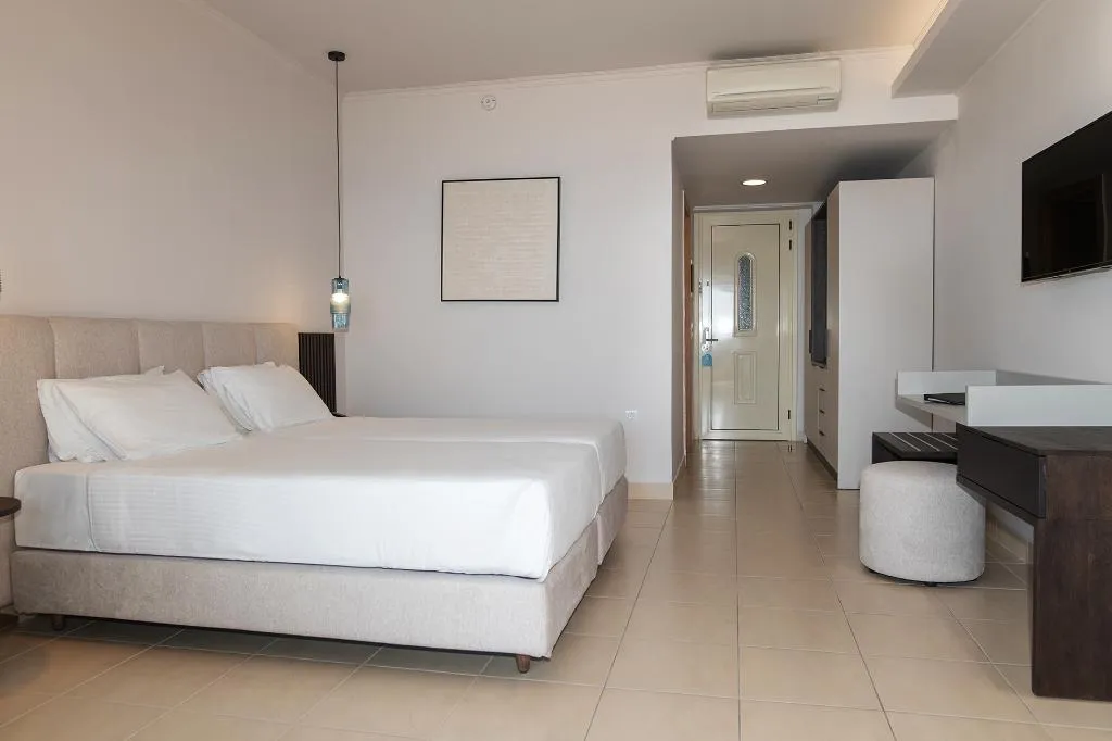 Double or Twin SEA VIEW Room, Grand Blue Beach Hotel, Kos