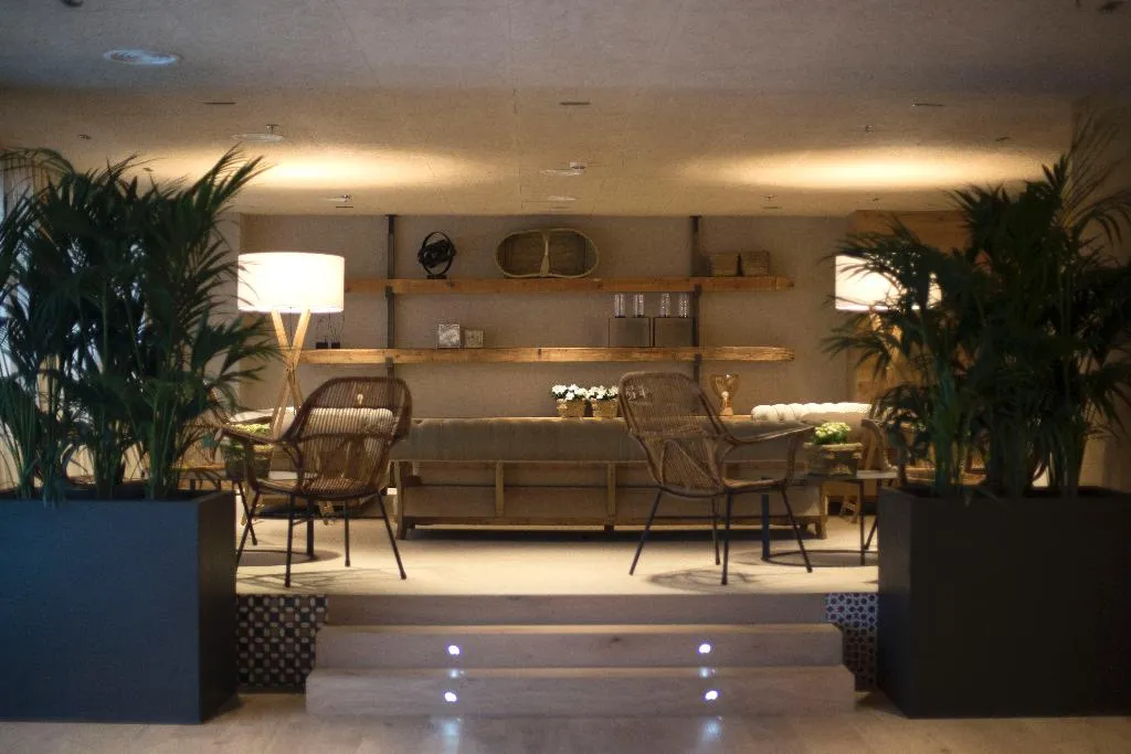 Lobby, Zenit Sevilla, Seville