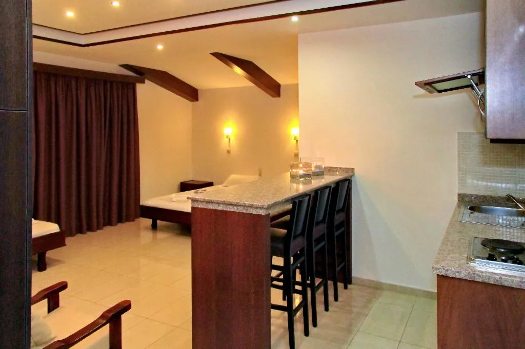 FAMILY ROOM STANDARD Room, 24 Seven Boutique Hotel, Crete