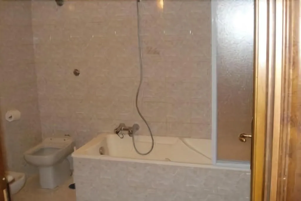 Room, Cinquestelle, Naples