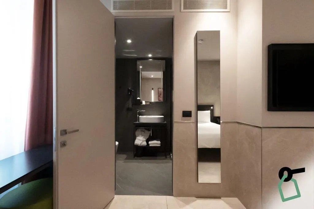 Room, Hotiday Room Collection – Milano Cinque Giornate, Milan