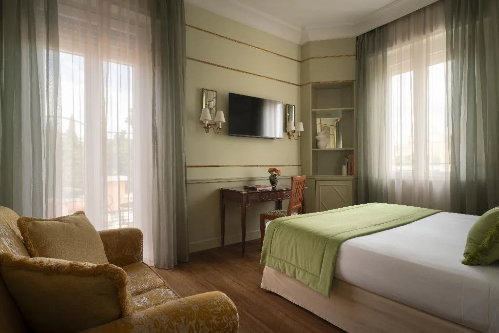 TRIPLE STANDARD Room, Degli Aranci, Rome