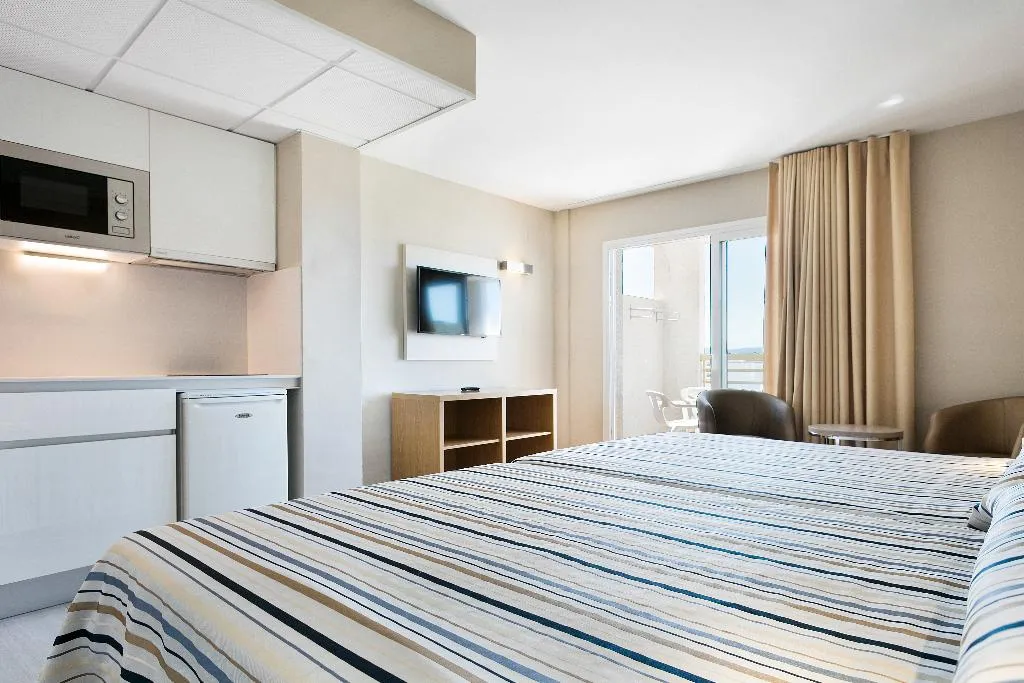 STUDIO CAPACITY 3 Room, Best Da Vinci, Costa Dorada