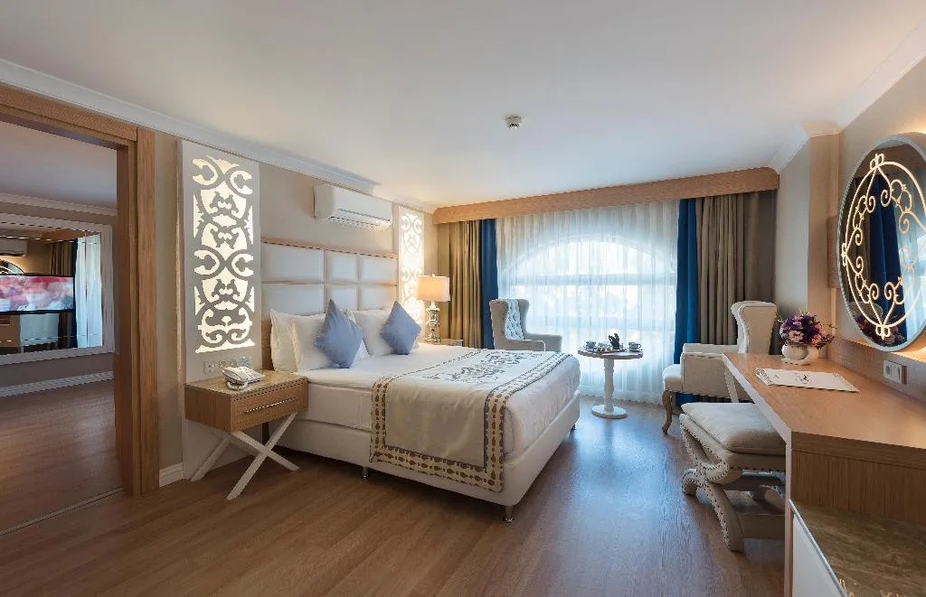 FAMILY ROOM LAND VIEW Room, Quattro Beach Spa & Resort Hotel, Antalya