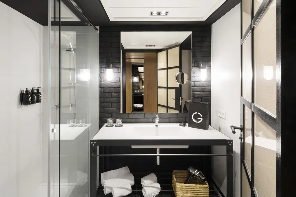 DOUBLE CLASSIC Room, The Corner Hotel, Barcelona