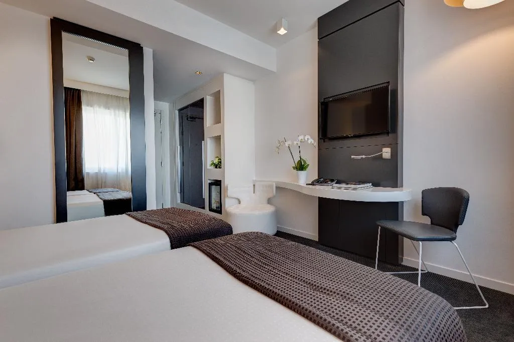 TWIN STANDARD Room, iH Hotels Roma Z3, Rome