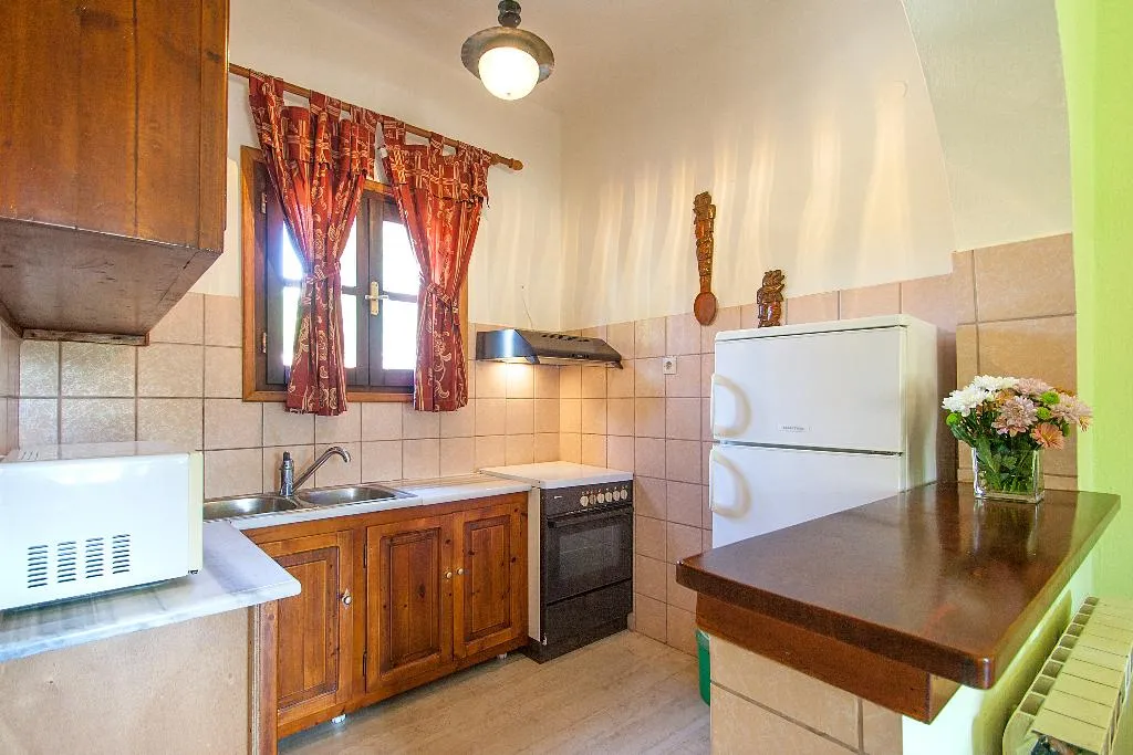 APARTMENT TWO BEDROOMS Room, Koukias Village, Skiathos