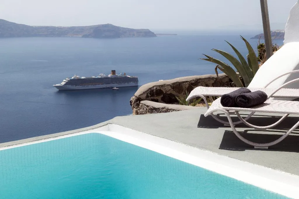 SUITE STANDARD Room, Adamant Suites, Santorini