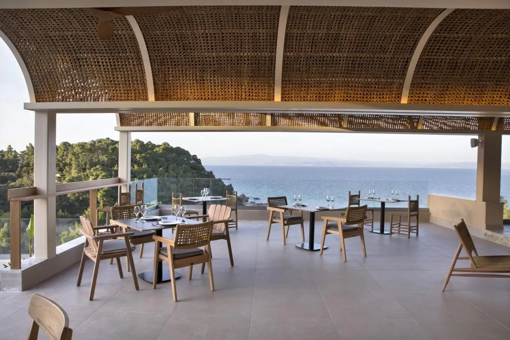 Restaurant, MERAVIA Leonardo Limited Edition, Halkidiki