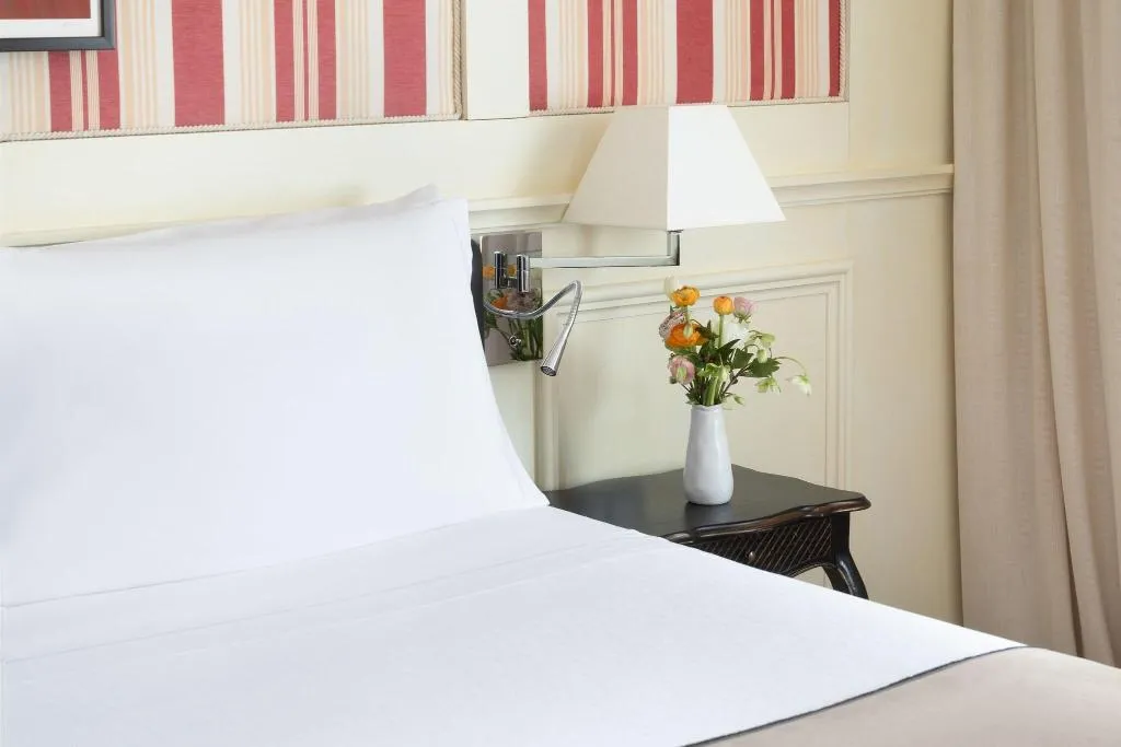 DOUBLE QUEEN SIZE BED Room, Majestic Hotel & Spa Barcelona, Barcelona