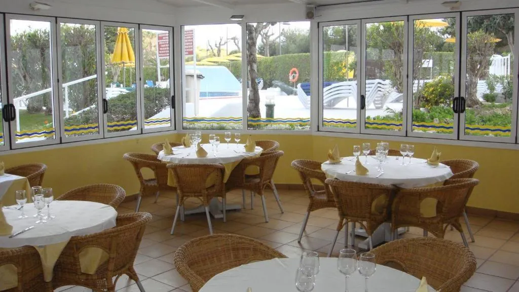 Lobby, Hamilton Court, Menorca