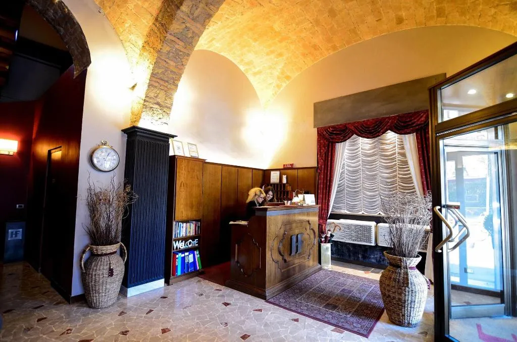 Lobby, Hotel Felice, Rome