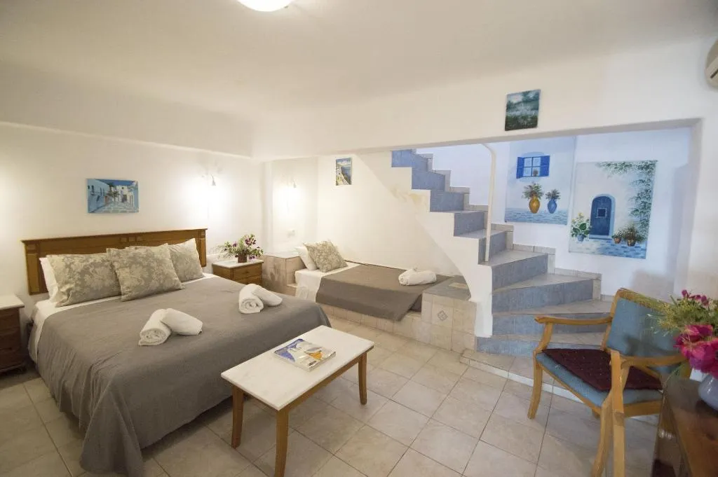 SUITE CAPACITY 7 Room, Villa Konstantin Rooms & Suites, Mykonos