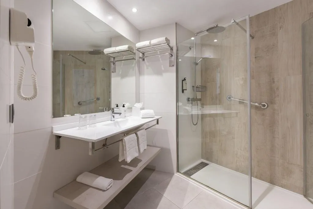 JUNIOR SUITE SEA VIEW WITH BALCONY Room, HSM Golden Playa, Majorca