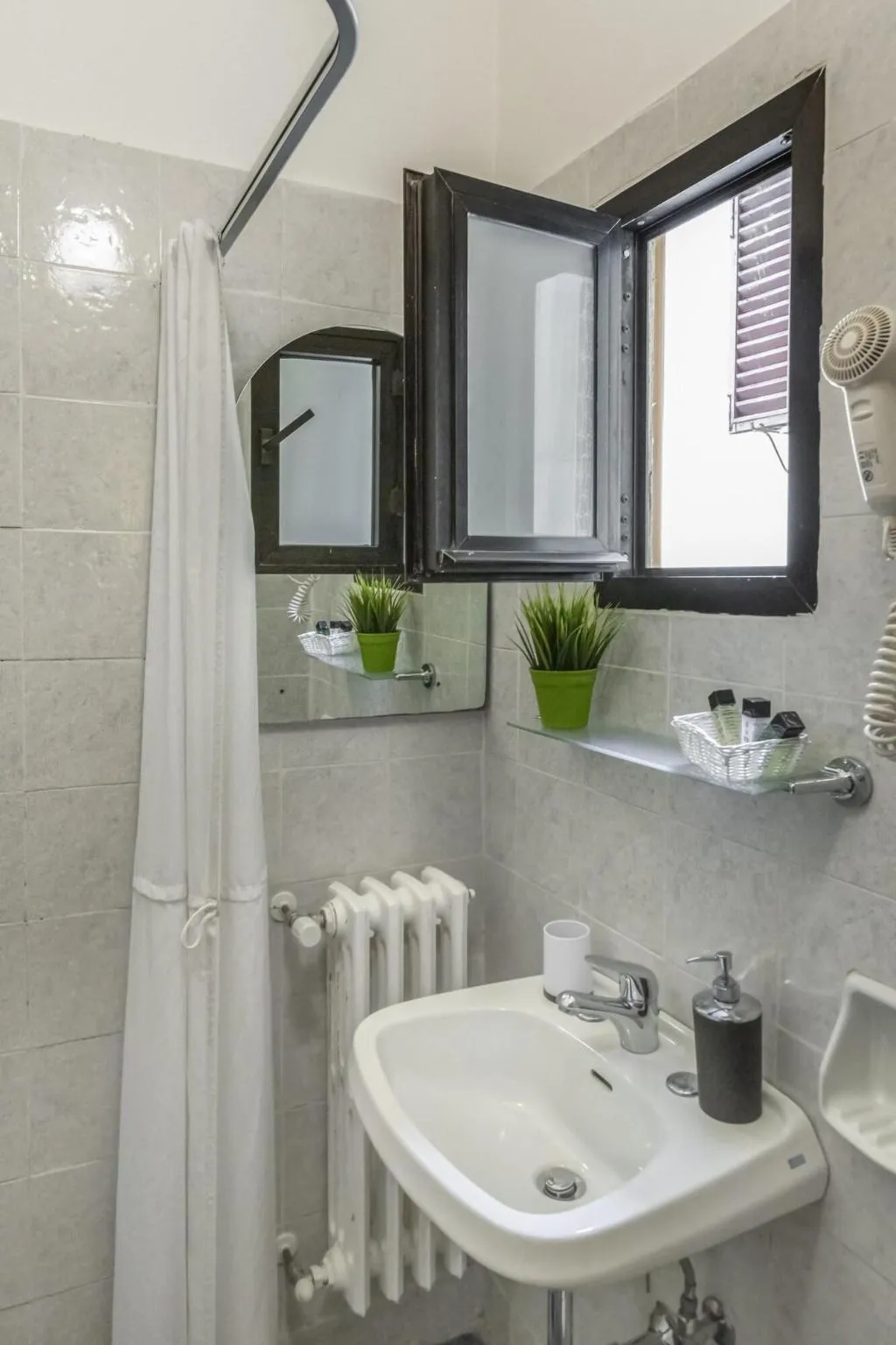 Double or Twin WITH DOUBLE BED Room, B&B Bel Duomo, Florence