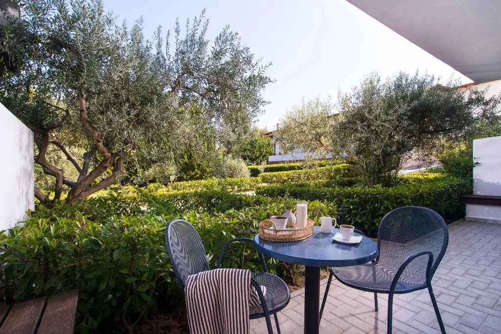 Double or Twin GARDEN VIEW Room, Alexandros Palace Hotel & Suites, Halkidiki