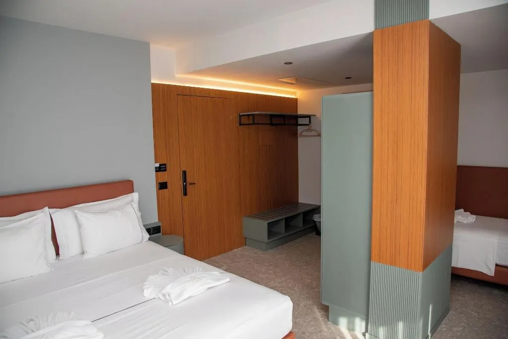 Room, Adria Palace Hotel, Durres