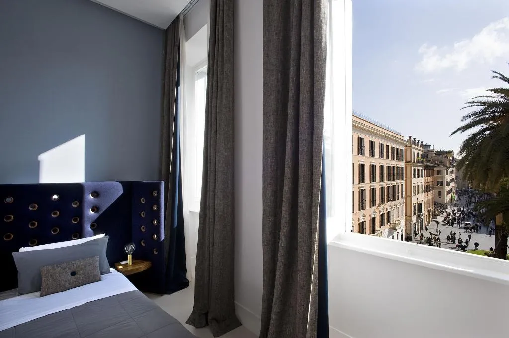 Room, Piazza Di Spagna 9, Rome