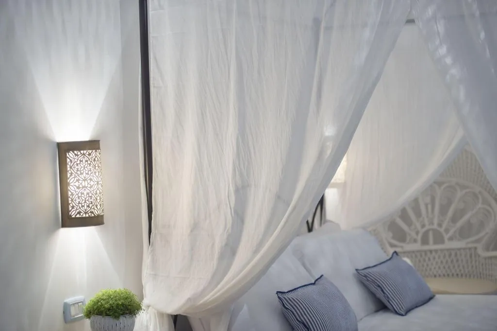 Room, B&B La Barbera, Naples