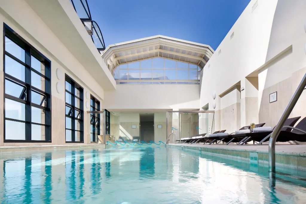 Pool, Starhotels Grand Milan, Milan
