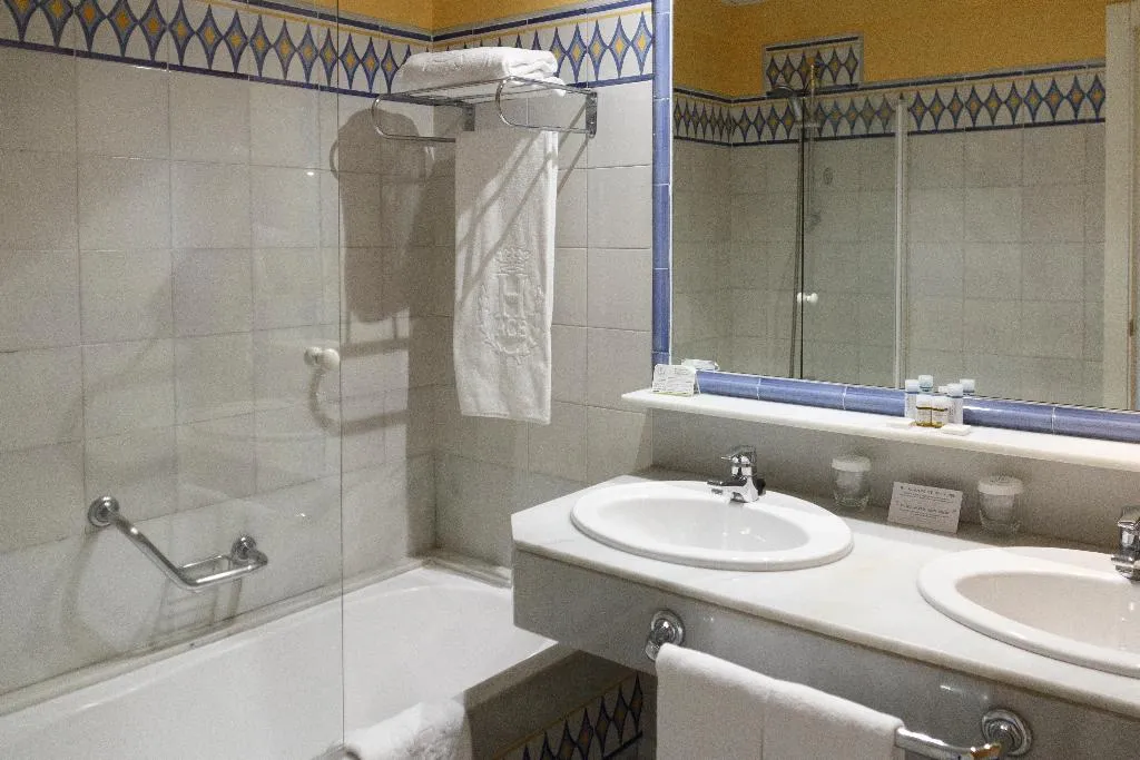 Double or Twin STANDARD Room, AZZ Guadacorte Campo de Gibraltar, Costa De La Luz