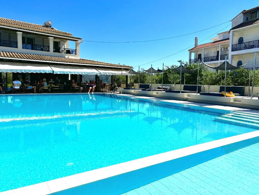 Pool, Bruskos Hotel & Suites, Corfu