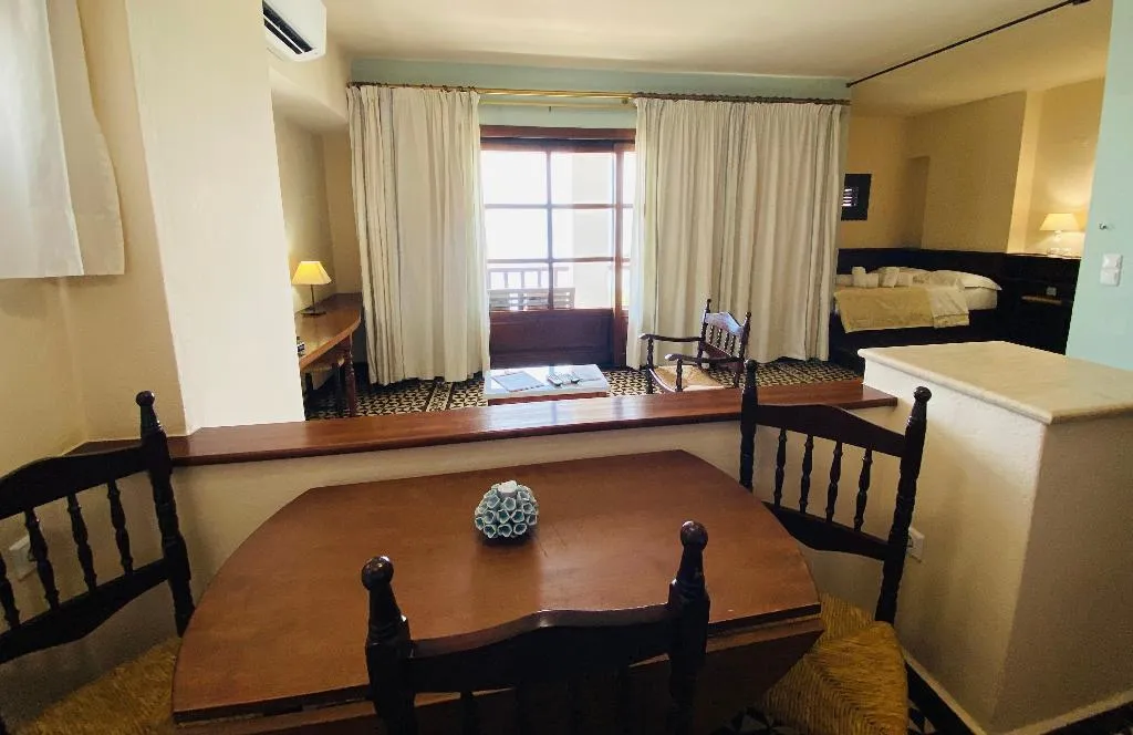 APARTMENT SEA VIEW CAPACITY 2 Room, Palazzo Arhontiko Apartments, Crete