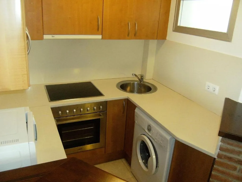 APARTMENT CAPACITY 6 TWO BEDROOMS Room, Medes Park, Costa Brava