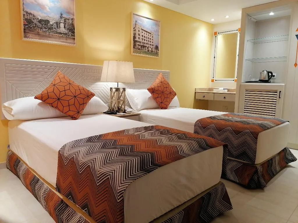 DOUBLE DELUXE WITH TERRACE Room, Almadiafa Hotel, Cairo