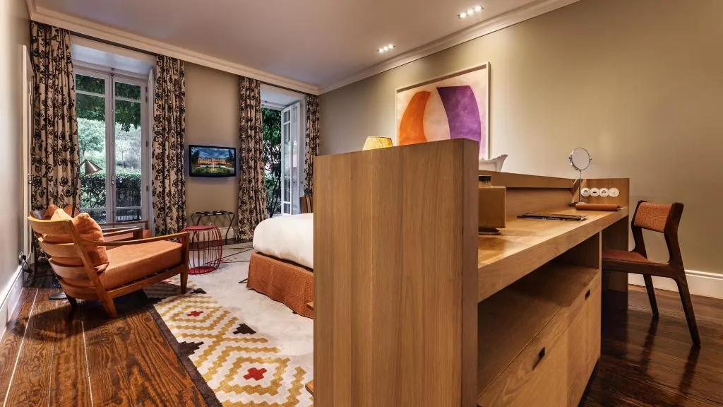 DOUBLE DELUXE GARDEN VIEW Room, Vidago Palace, Porto
