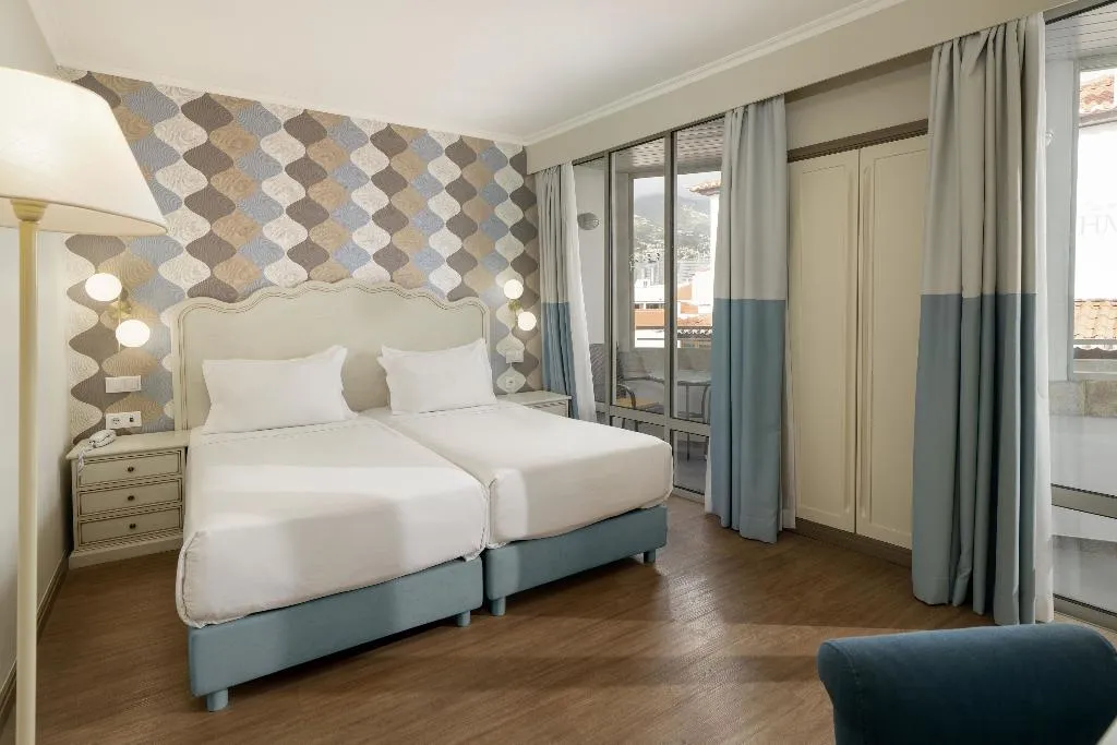 DOUBLE SUPERIOR WITH BALCONY Room, Madeira, Madeira