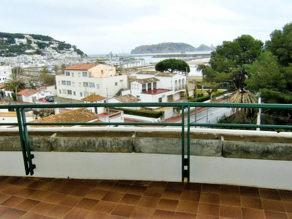 APARTMENT CAPACITY 4 ONE BEDROOM Room, Medes Park, Costa Brava