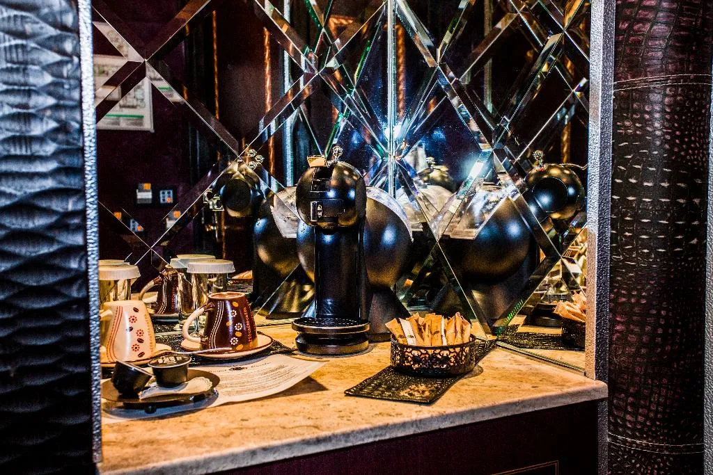 DOUBLE SINGLE USE PARK VIEW Room, Royal Castle Design & Spa, Bourgas