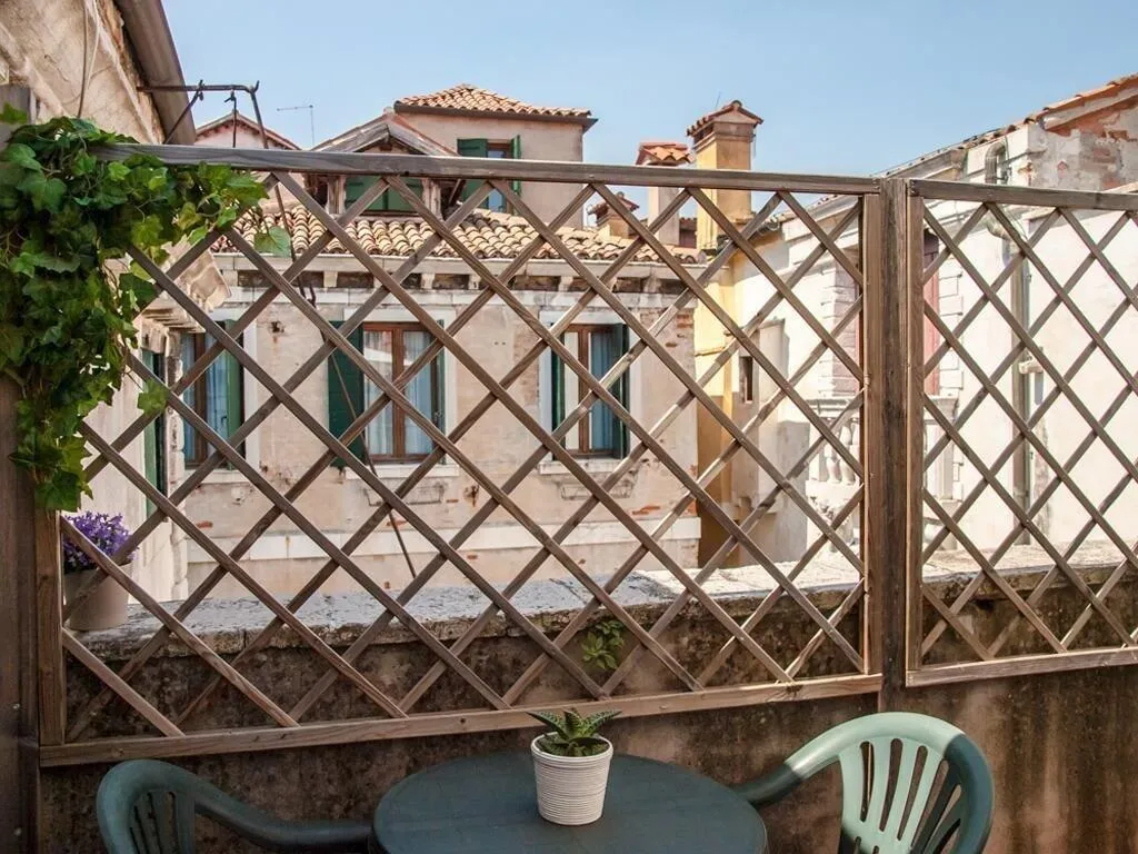 Terrace, Residenza Quaggio Ca Grimani, Venice