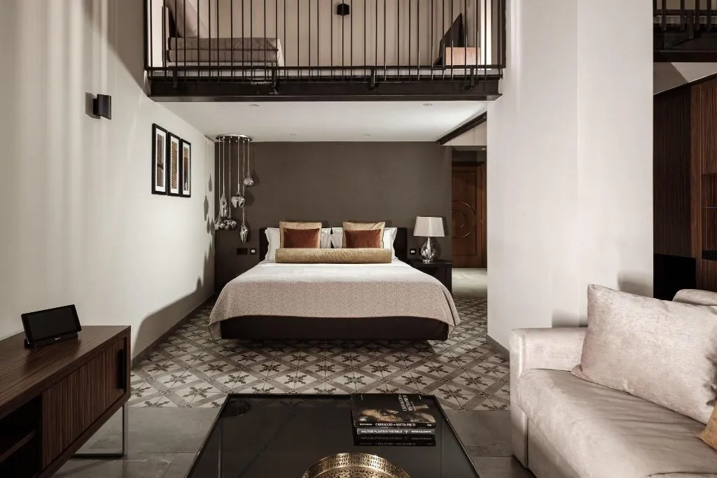SUITE DELUXE QUEEN BED Room, Palazzo Jean Parisot Boutique Suites, Malta