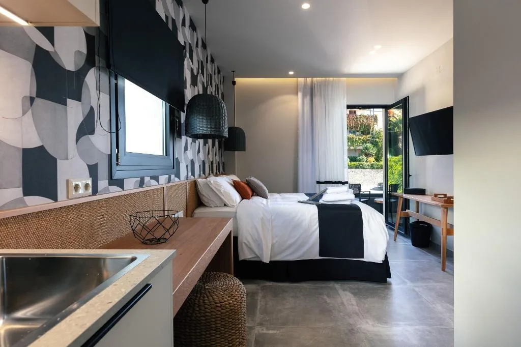 Room, Chapter 02 Gallery Suites, Crete