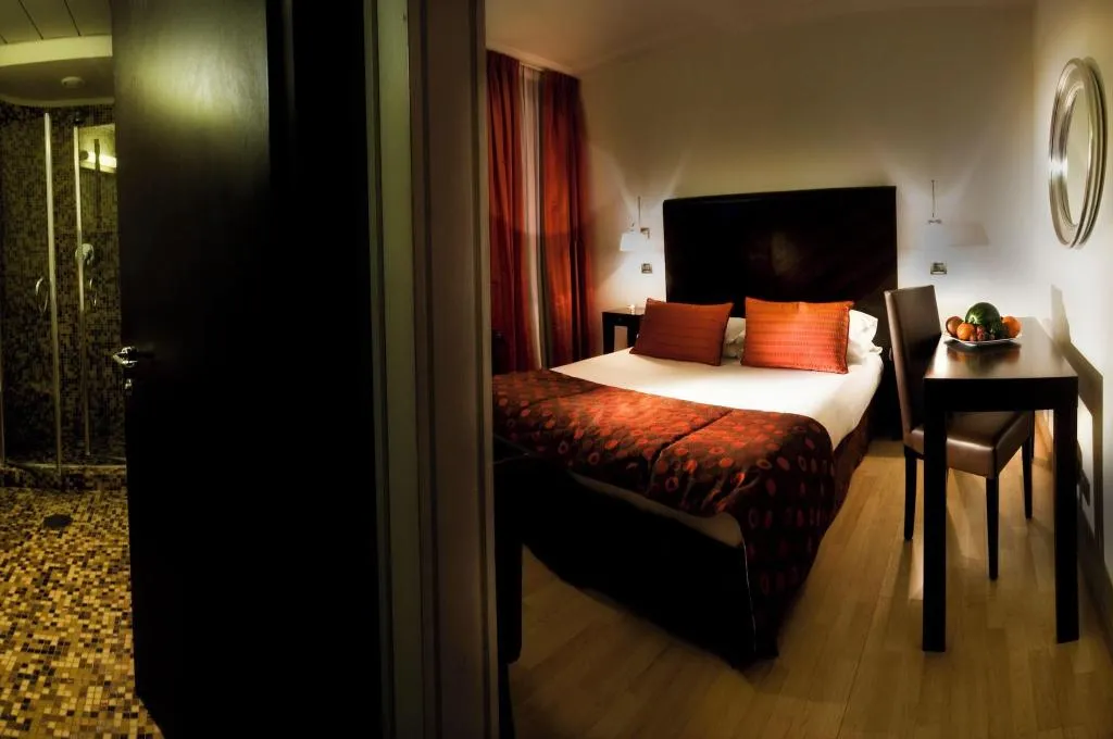 Room, Ariston, Rome