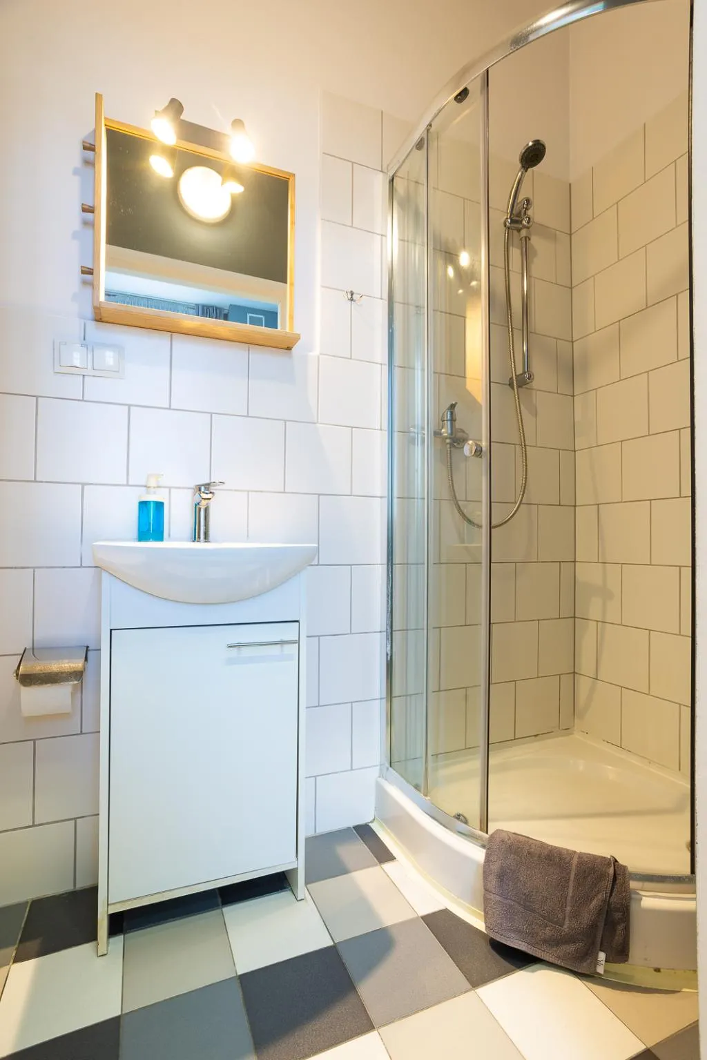 TRIPLE THREE BEDS Room, Moon Hostel Gdansk, Gdansk